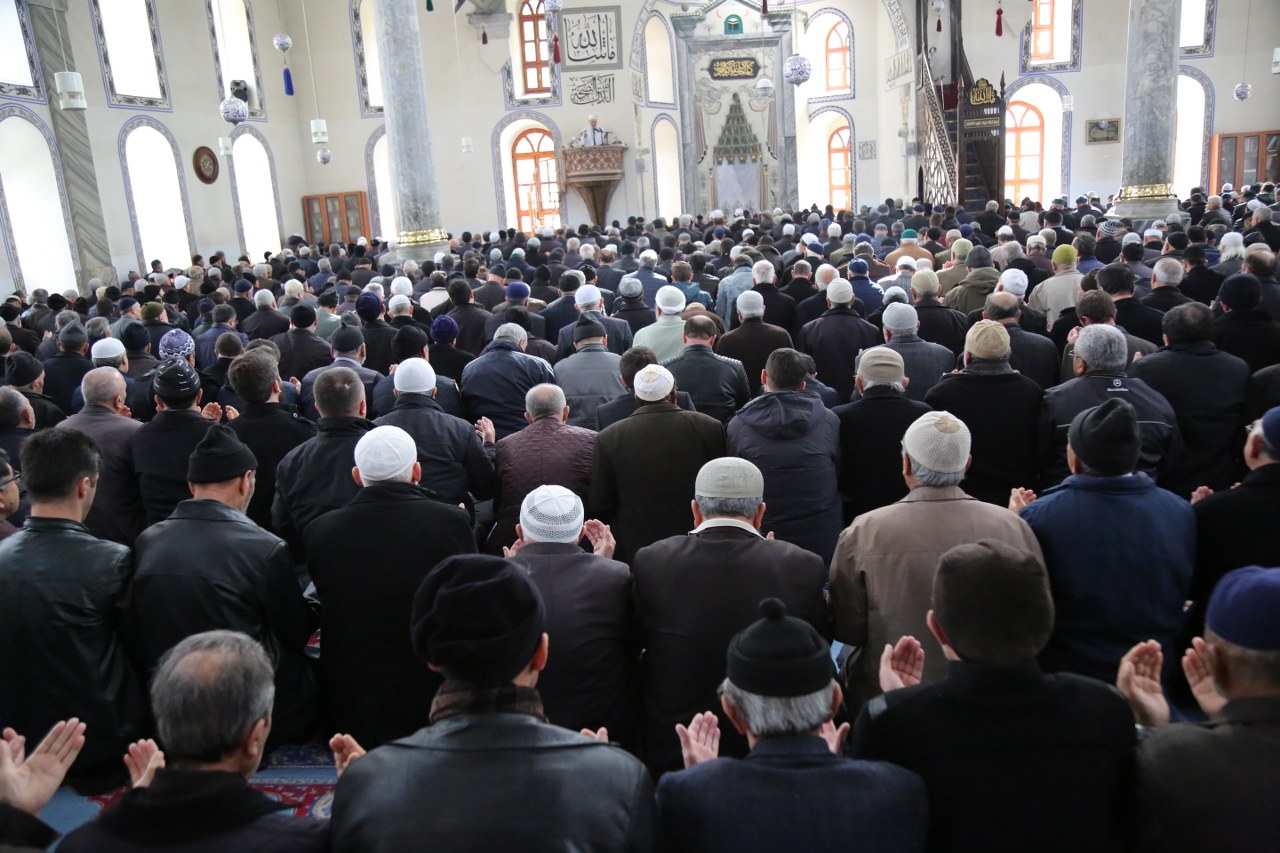 AFRİN’DEKİ MEHMETÇİKLER İÇİN “FETİH SURESİ” OKUNDU