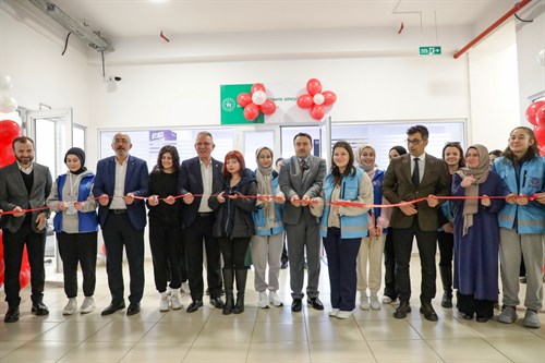 Valimiz Sayın Musa Işın Zafertepe Kız Öğrenci Yurdu ve Dumlupınar Kız Öğrenci Yurdu spor salonu açılış programına katıldı.